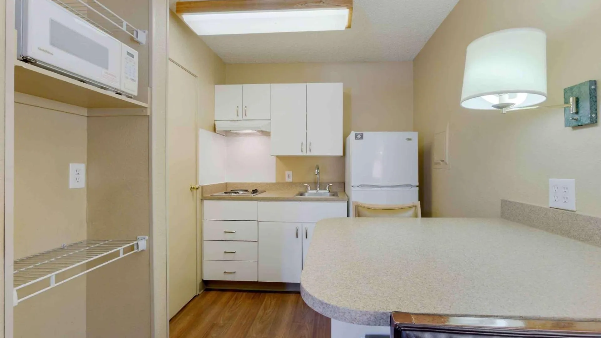 Extended Stay America Suites - Phoenix - Scottsdale - Old Town Hotel
